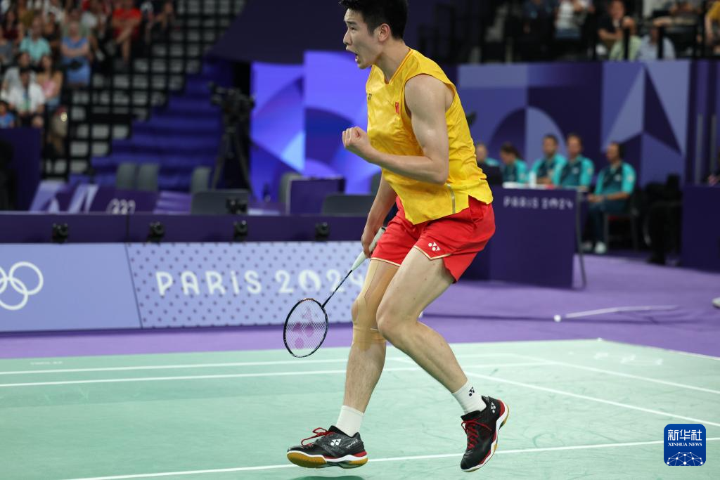 然充满了紧 然充满了紧