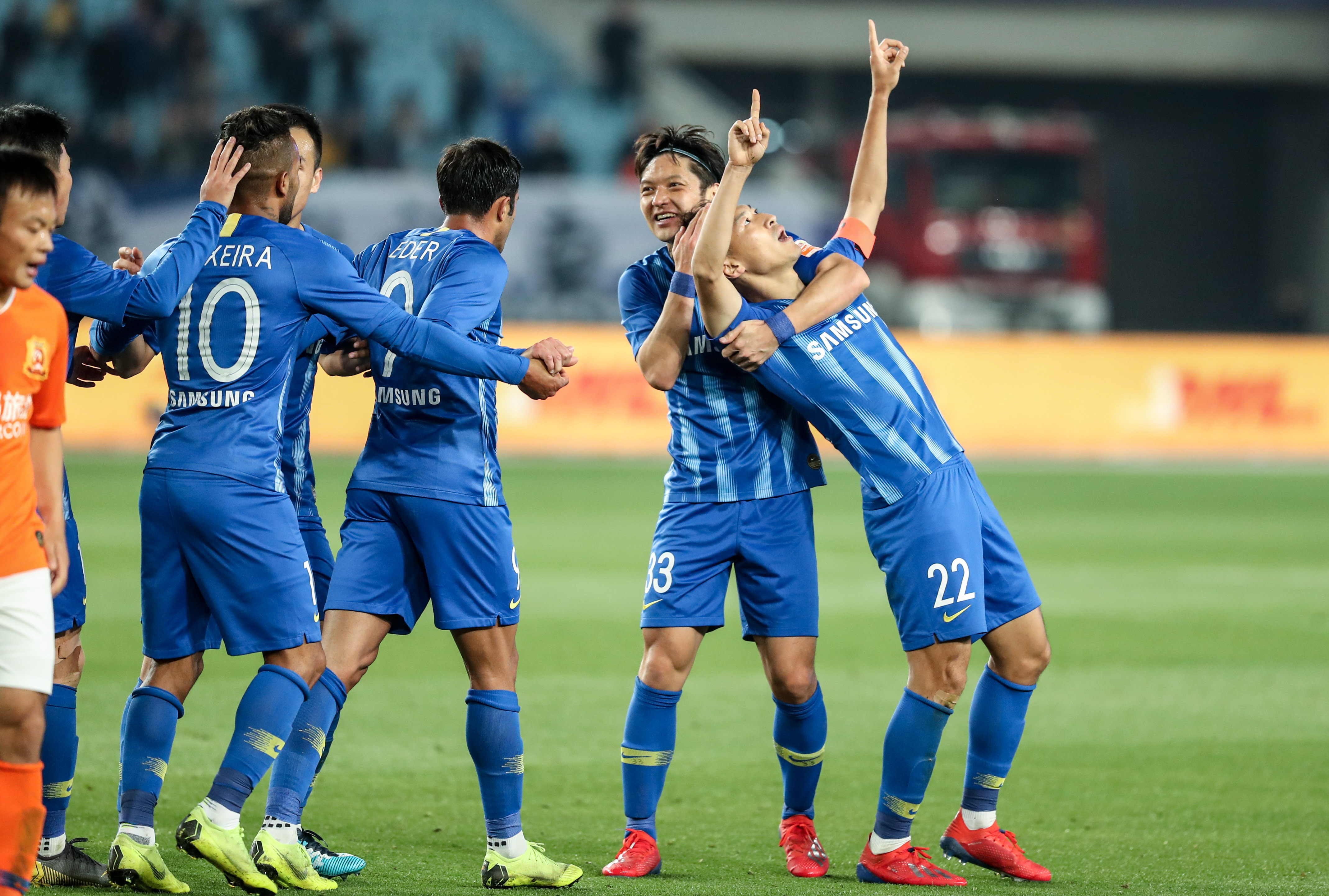 比赛出现对 比赛出现对