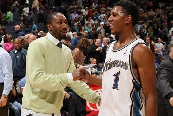 逼迫灰熊 逼迫灰熊